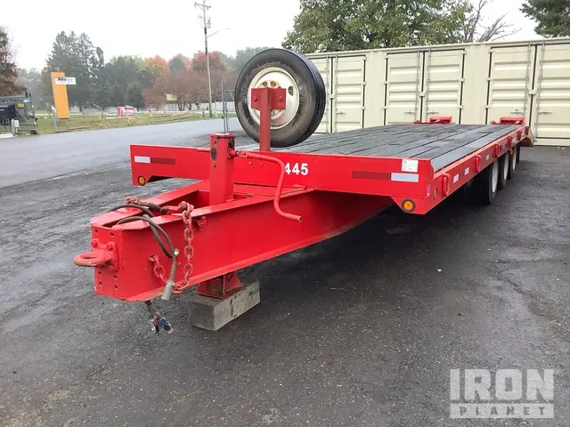 24 ft Tri/A 32 ft Tri/A Equipment Trailer