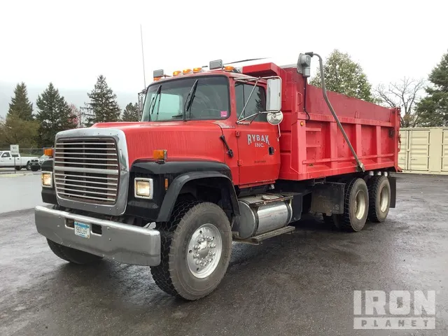 1997 Ford LT9000 6x4 T/A Dump Truck