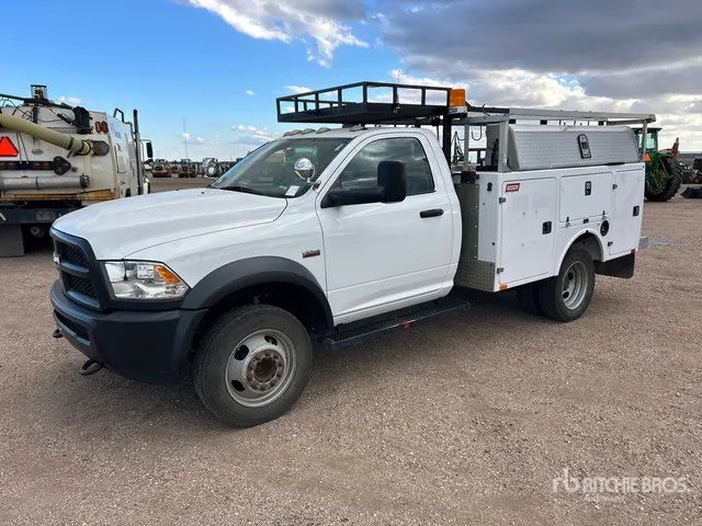 2016 Ram 5500 4x4 Utility Truck