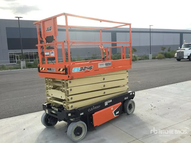 2021 JLG ES3246 Electric Scissor Lift