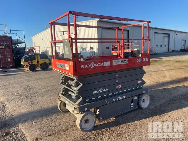 2017 Skyjack 4632 Electric Scissor Lift