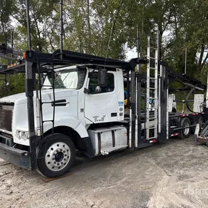 2013 Volvo VAH Car Carrier Truck