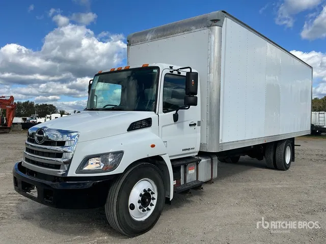 2018 Hino 268 Van Truck