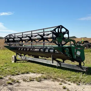 1999 John Deere 930 30 ft Rigid Combine Header