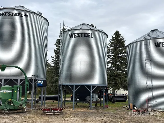 Westeel 1805 +/- 4900 bu 5 Ring Hopper Grain Bin