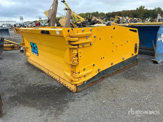 2024 JR JRODS60-10-26 10 ft Hydraulic Reversing Snow Pusher - Fits Wheel Loader