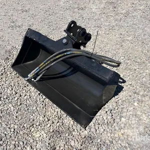 2026 Miva VCT800 32 in Hydraulic Tilting Excavator Bucket (Unused)