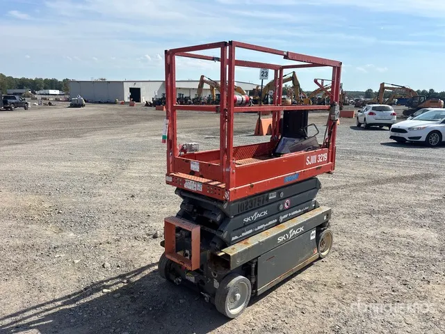 2018 Skyjack 3219 Electric Scissor Lift
