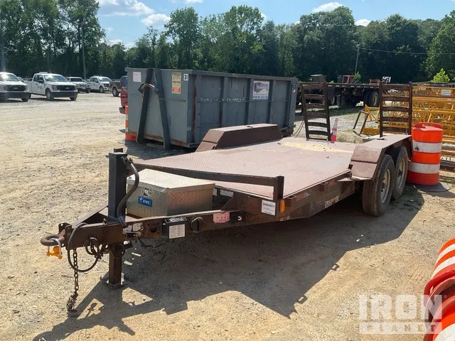 2005 Witzco Challenger Emerson/Hammerhead 16 ft T/A Equipment Trailer