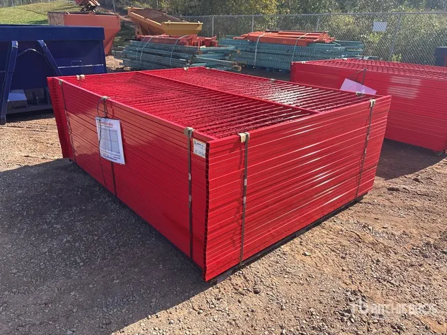 Quantity of (30) 7 ft 5 in x 5 ft 10 in Powder Coated Temporary Site Fence (Unused)