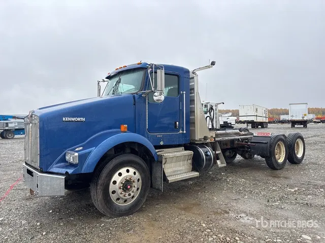 2015 Kenworth T800 6x4 T/A Day Cab Truck Tractor (Inoperable)