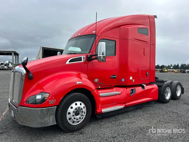2020 Kenworth T680 6x4 T/A Sleeper Truck Tractor (Inoperable)
