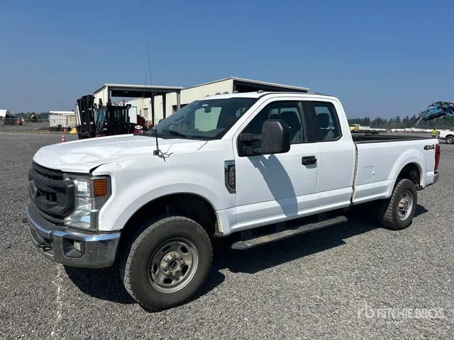 2021 Ford F-350 XL 4x4 Extended Cab Pickup