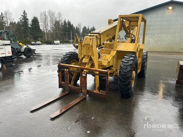 1985 Hyster Z90B Telehandler (Inoperable)