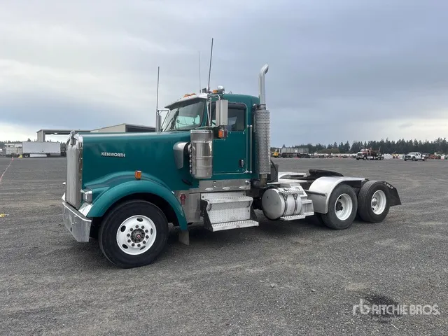2005 Kenworth W900 6x4 T/A Day Cab Truck Tractor