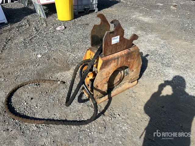 15 in Plate Compactor Attachment