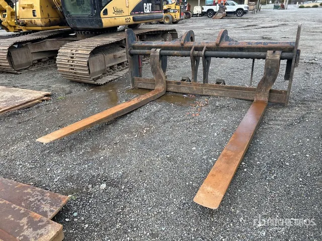Cat 96 in Q/C Wheel Loader Forks - Fits 950K/962K/963D/966K/972K