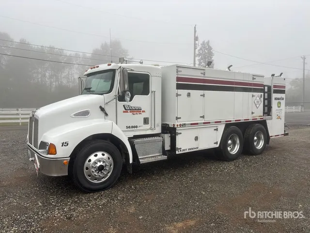 1999 Kenworth T300 6x4 Lube Truck