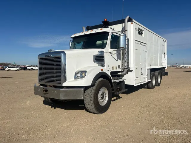 2012 Freightliner Coronado 122 6x4 Lube Truck
