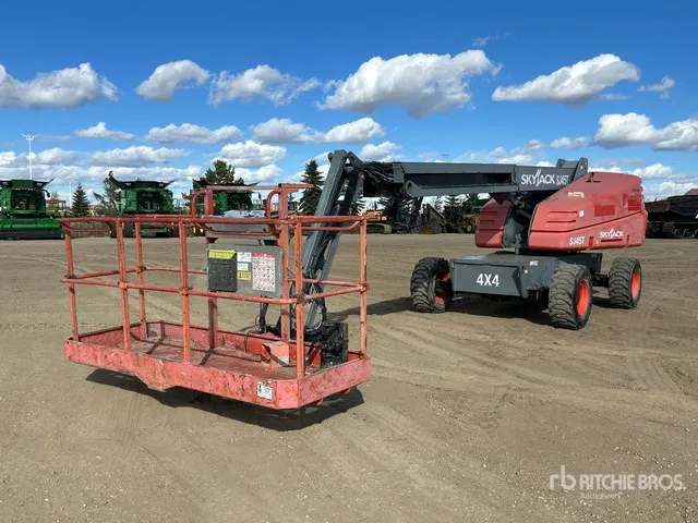2015 Skyjack SJ45T 4WD Diesel Telescopic Boom Lift