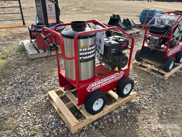 2026 Easy-Kleen Magnum Gold Pressure Washer (Unused)