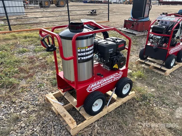 2026 Easy-Kleen Magnum Gold Pressure Washer (Unused)