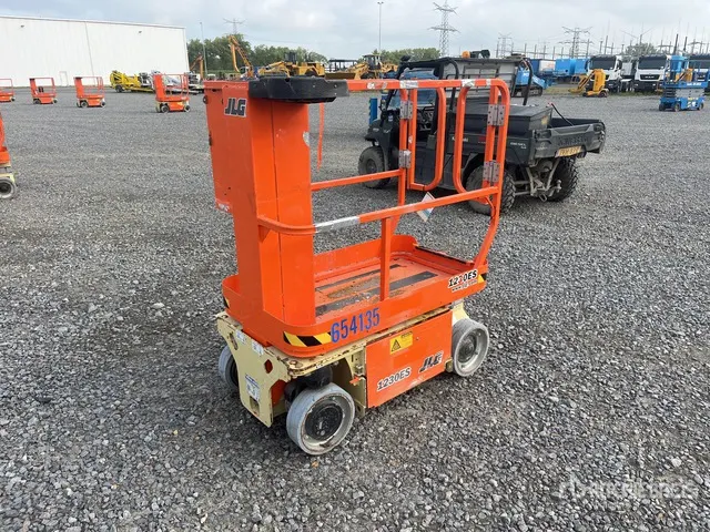 2016 JLG 1230ES Vertical Mast Lift