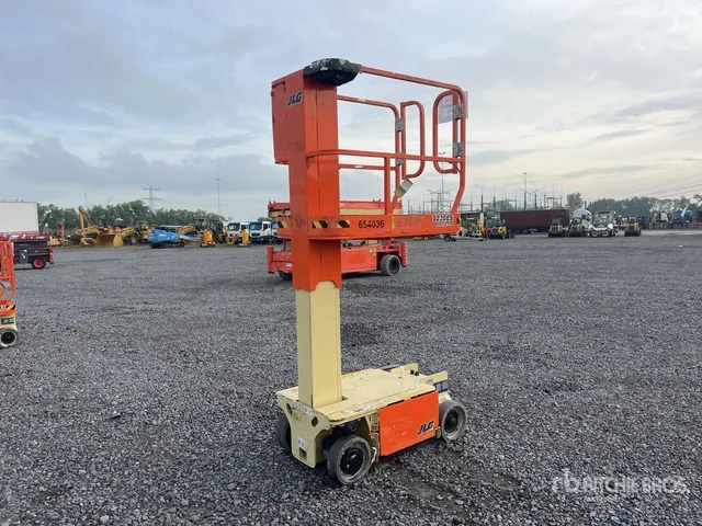 2016 JLG 1230ES Vertical Mast Lift