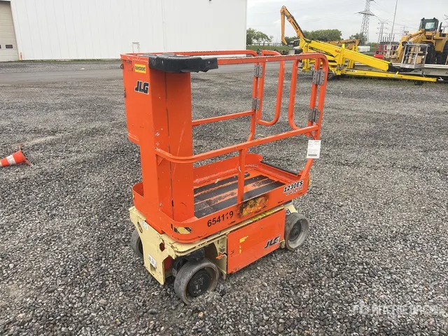 2016 JLG 1230ES Vertical Mast Lift