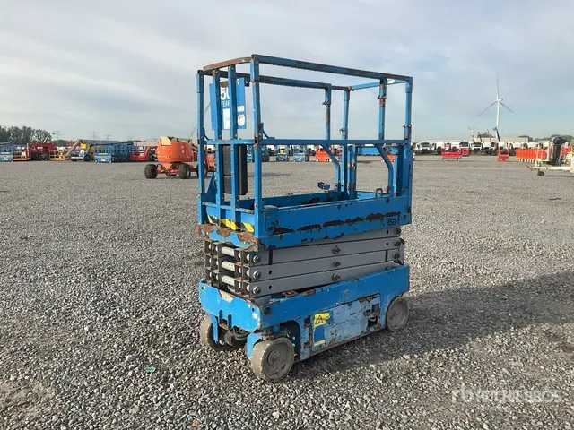 Genie GS-1930 Electric Scissor Lift (Inoperable)