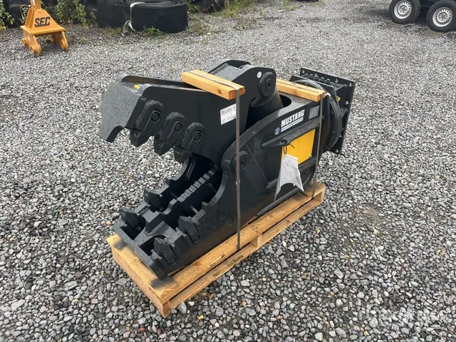 2026 Mustang RH10 Rotating Demolition Pulverizer (Unused)