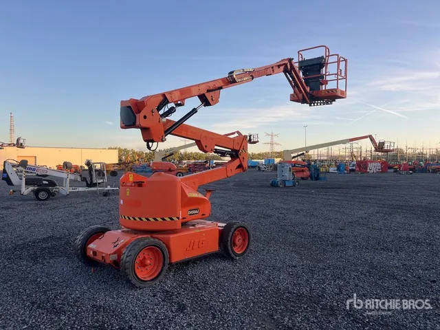 2012 JLG E450AJ 2WD Electric Articulating Boom Lift