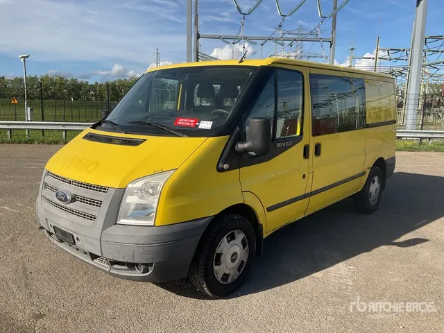 2013 Ford Transit 140 T350 Cargo Van