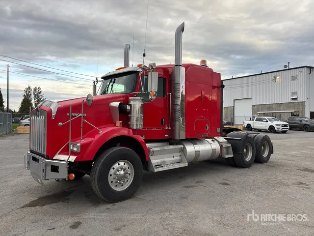 2009 Kenworth T800 6x4 T/A Sleeper Truck Tractor