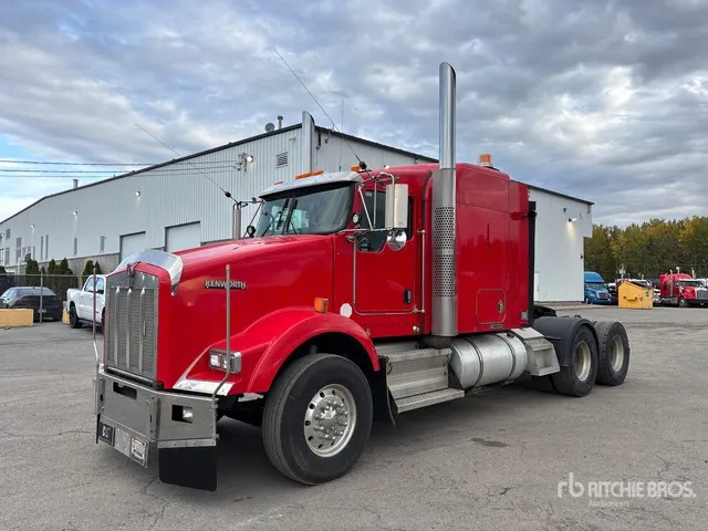 2011 Kenworth T800 6x4 T/A Sleeper Truck Tractor