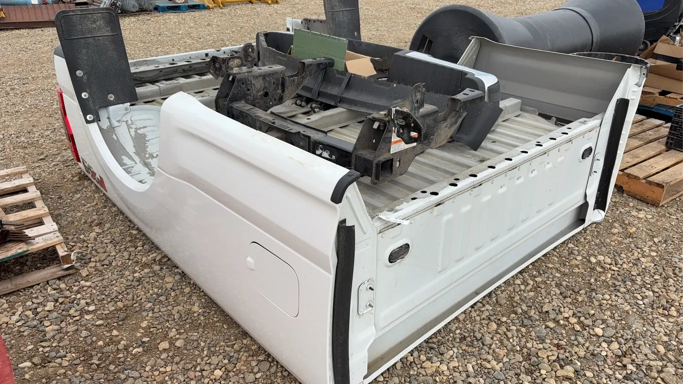 8' Ford Super Duty Box