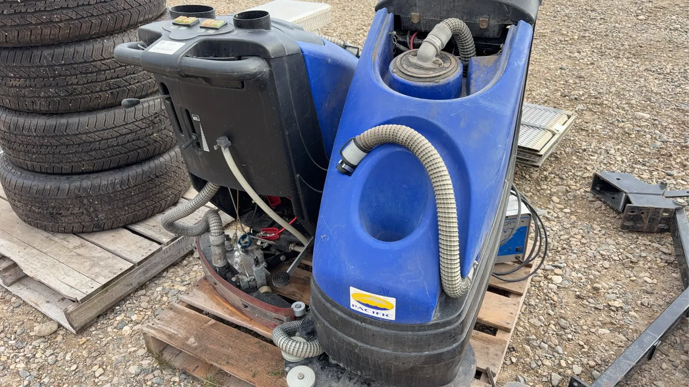Pacific Floor Cleaner W/ Charger