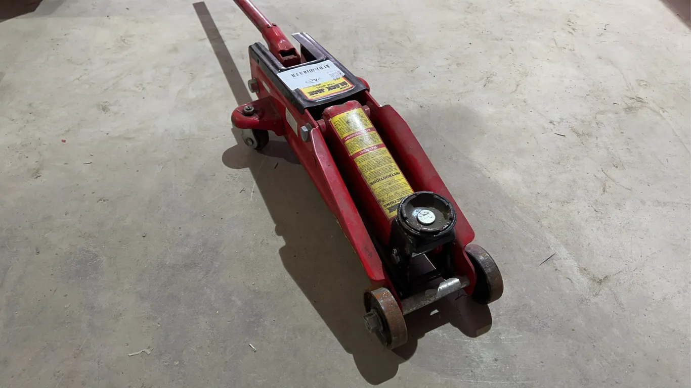 Torin Black Jack 2 Ton Hydraulic Floor Jack