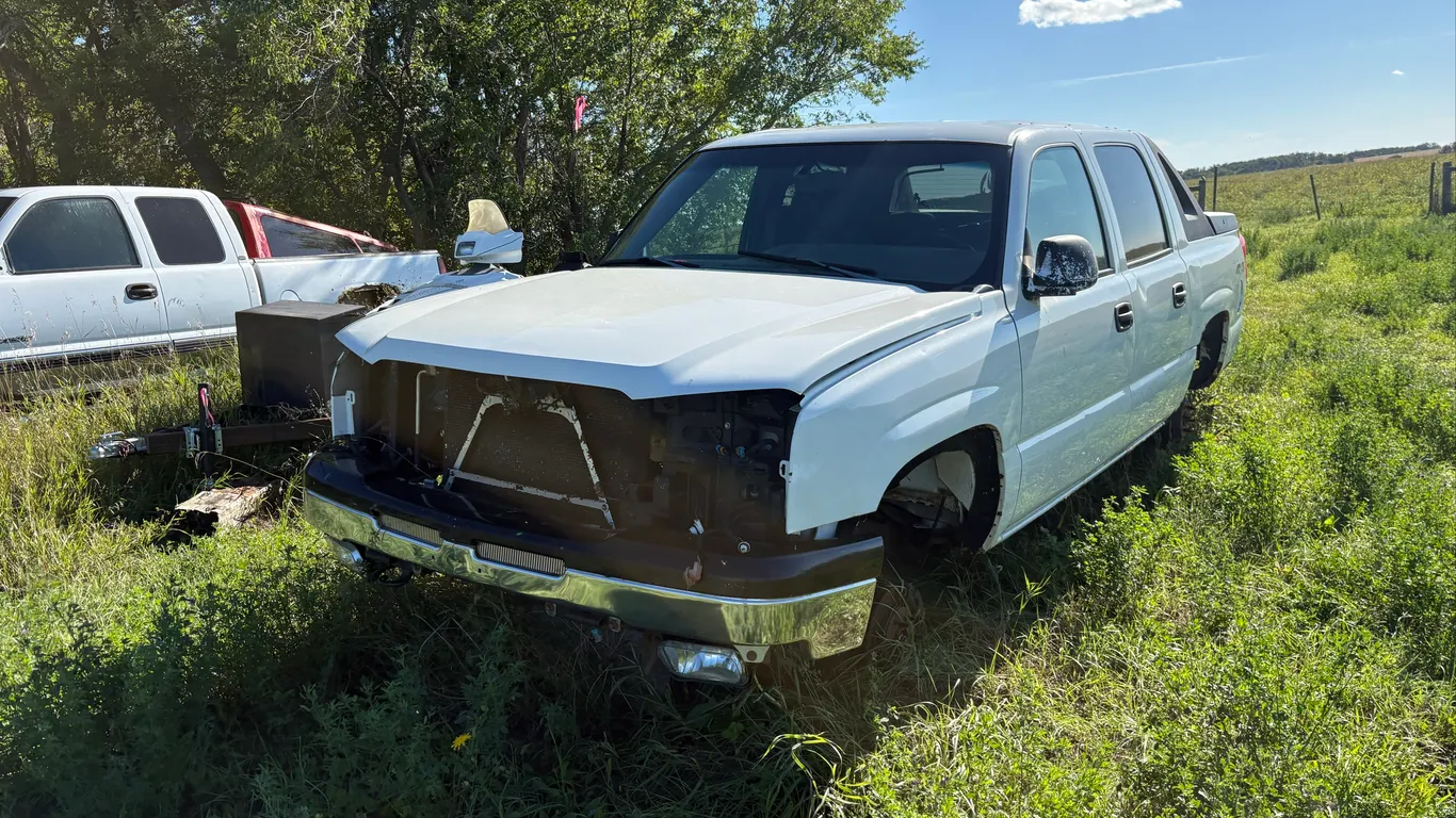 2004 CHEVROLET AVALANCHE 1500 4WD