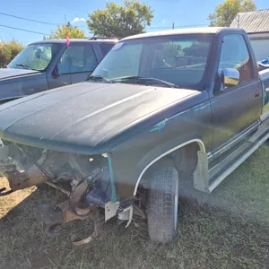 1994 CHEVROLET C/R 10/1500 REG CAB 2WD