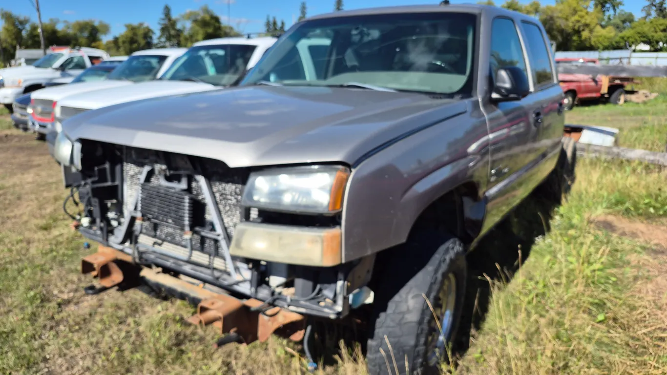 2003 CHEVROLET SILVERADO 2500HD CREWCAB DIESEL 4WD