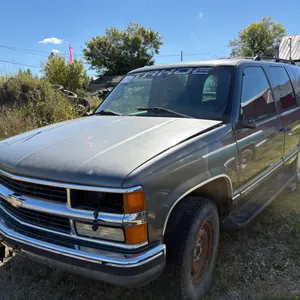 1999 CHEVROLET TAHOE 1500 4WD