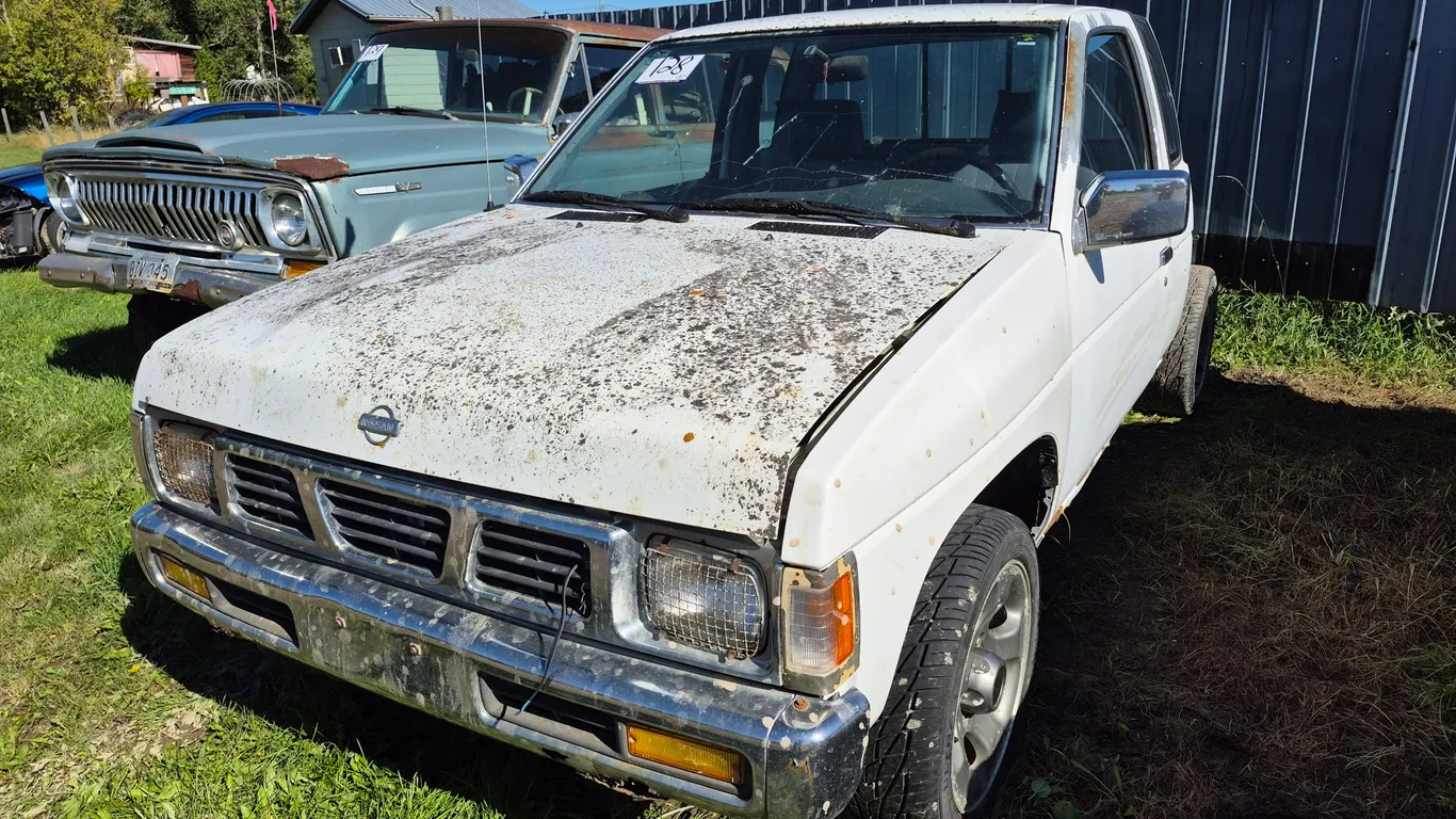 1995 NISSAN PICKUP KING CAB 2WD