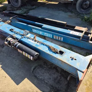 FORD SMITH TWO POST LIFT - 9000lbs