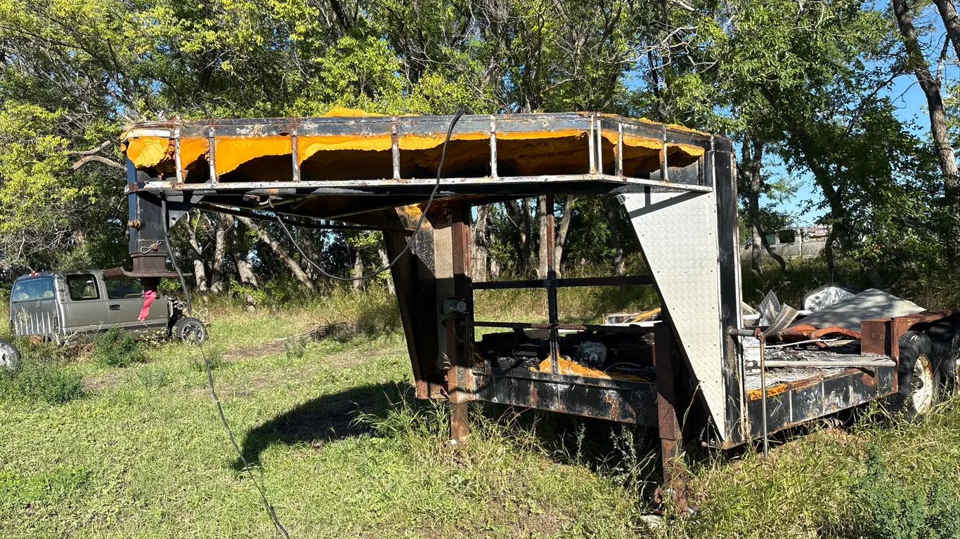 FLATDECK TRAILER - NOT REGISTERABLE