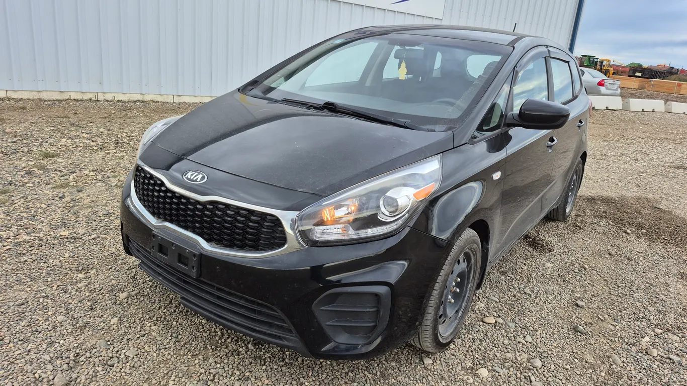 2017 KIA RONDO LX HATCHBACK 2WD