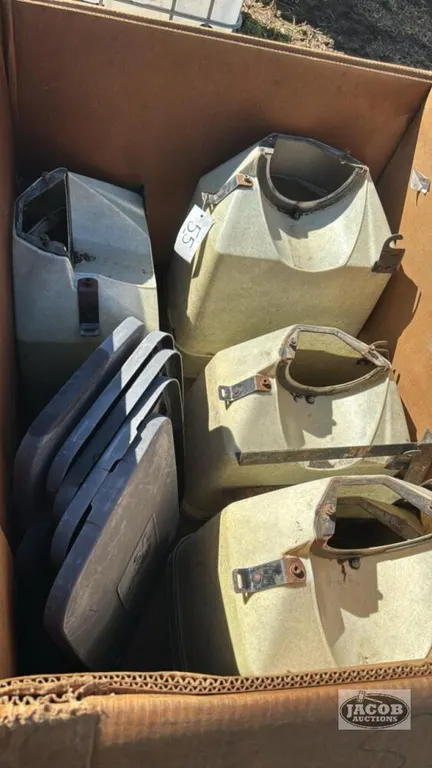 (8) KINZE SEED HOPPERS WITH (6) LIDS