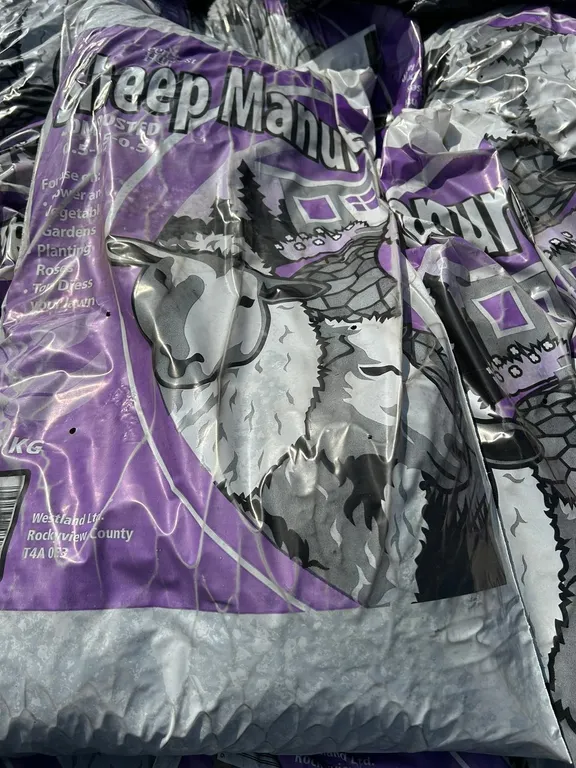 P/O - Green Harvest Composted Sheep Manure - Approx 90 10KG Bags per pallet, 0.5-0.5-0.5 (TIMES THE MONEY x 90)