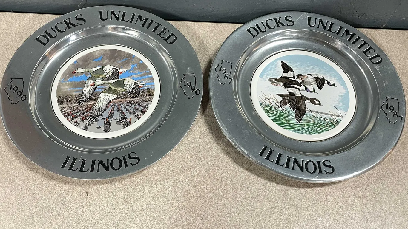 Vintage Ducks Unlimited Pewter Collector Plates (T3)