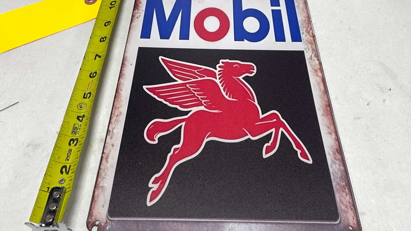 Mobil Metal Sign (T-2)